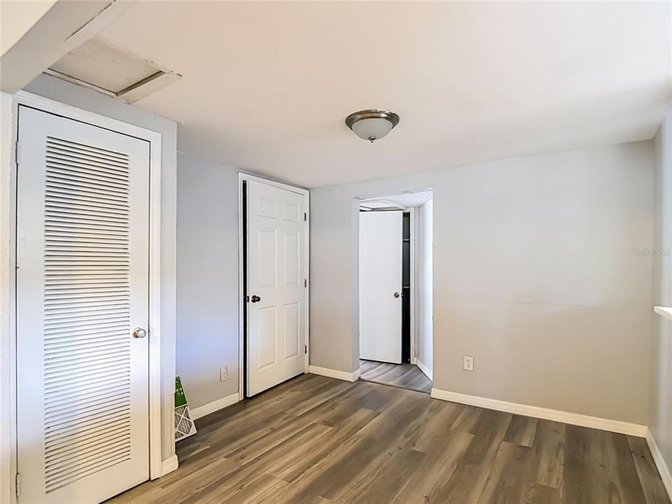 For Sale: $245,000 (3 beds, 2 baths, 1216 Square Feet)