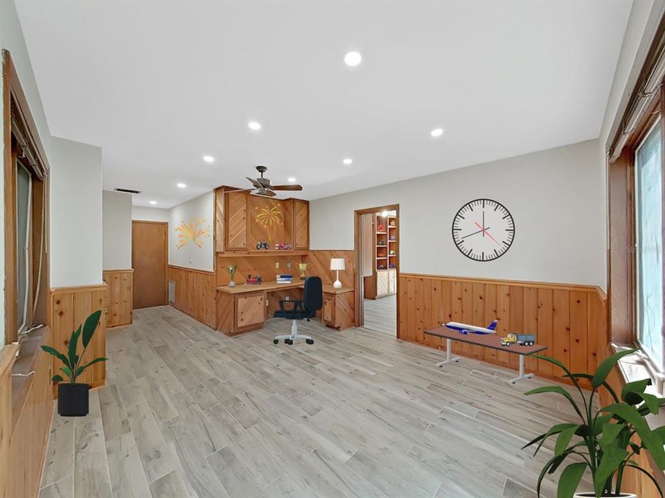 For Sale: $999,000 (4 beds, 3 baths, 5425 Square Feet)