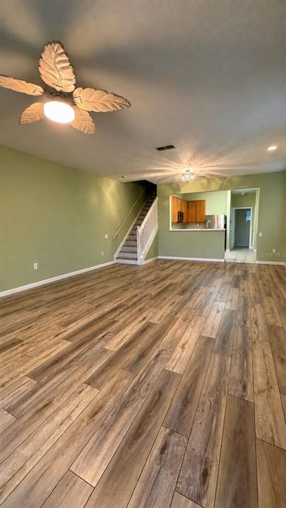 На продажу: $325,000 (3 спален, 2 ванн, 1628 Квадратных фут)