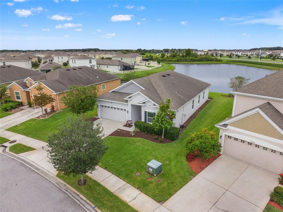 For Sale: $422,000 (3 beds, 2 baths, 1998 Square Feet)