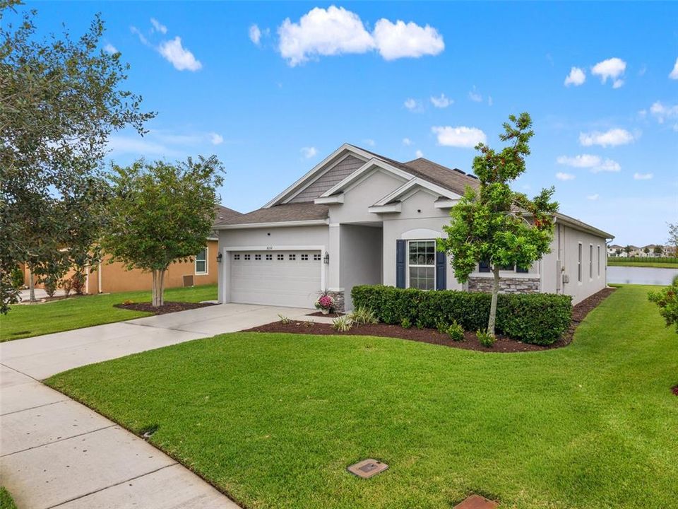 For Sale: $422,000 (3 beds, 2 baths, 1998 Square Feet)