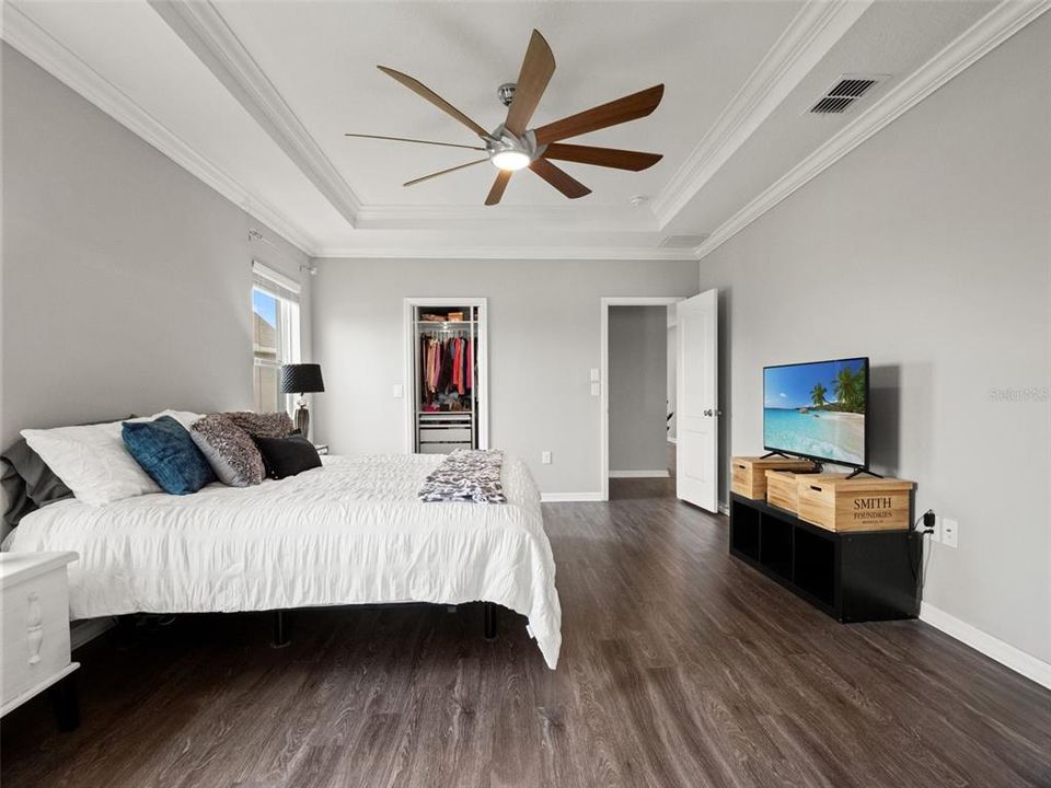For Sale: $422,000 (3 beds, 2 baths, 1998 Square Feet)