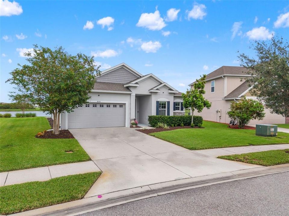 For Sale: $422,000 (3 beds, 2 baths, 1998 Square Feet)
