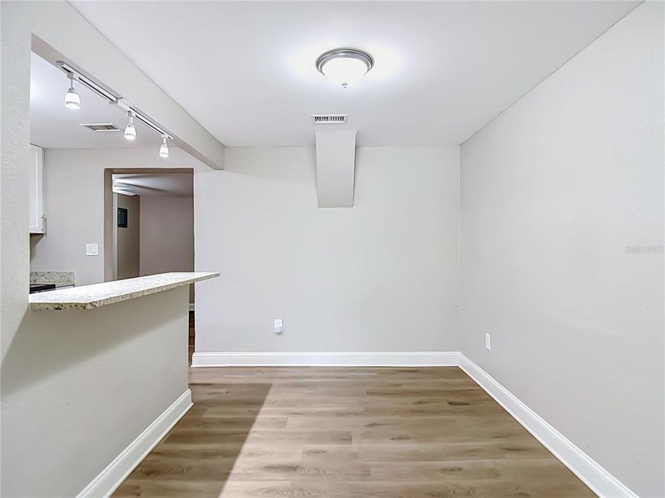 На продажу: $285,000 (3 спален, 1 ванн, 1622 Квадратных фут)