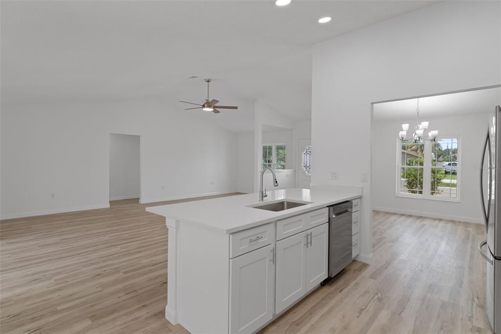 En Venta: $399,900 (3 camas, 2 baños, 1833 Pies cuadrados)