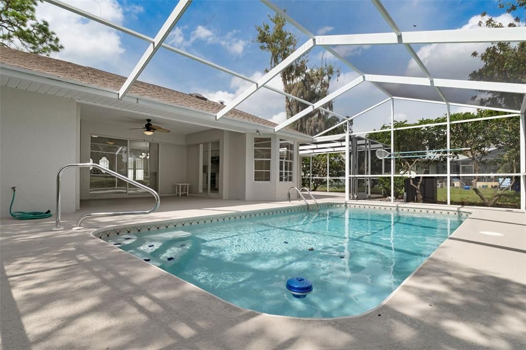 En Venta: $399,900 (3 camas, 2 baños, 1833 Pies cuadrados)