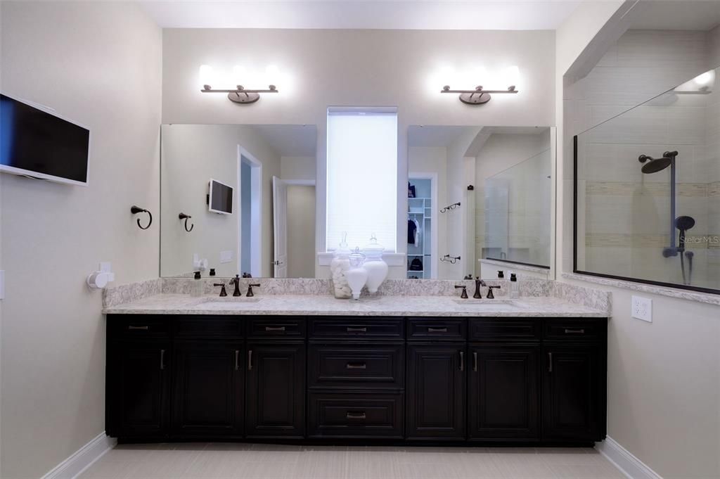 For Sale: $1,190,000 (4 beds, 3 baths, 3258 Square Feet)