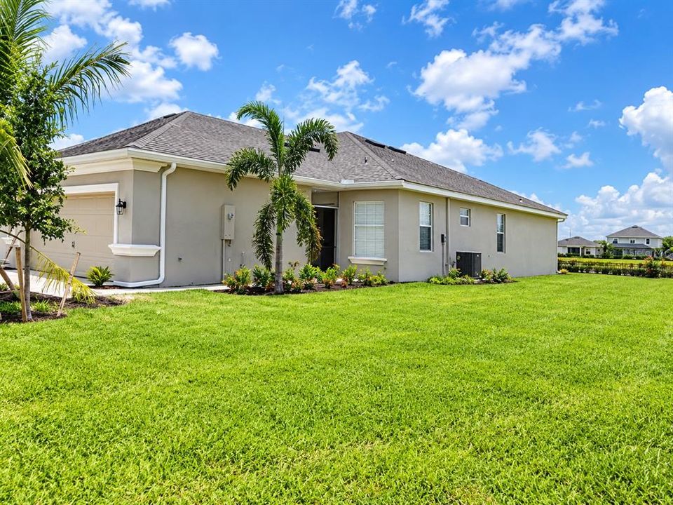 En Venta: $299,999 (3 camas, 2 baños, 1411 Pies cuadrados)