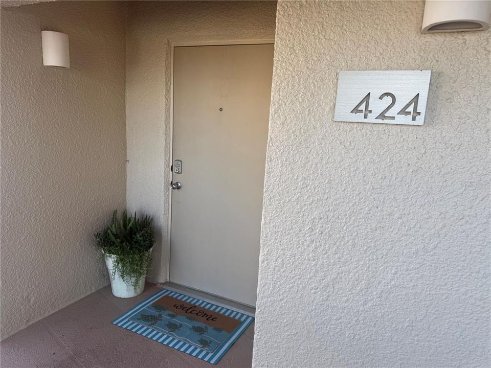 En Venta: $749,900 (2 camas, 2 baños, 1325 Pies cuadrados)