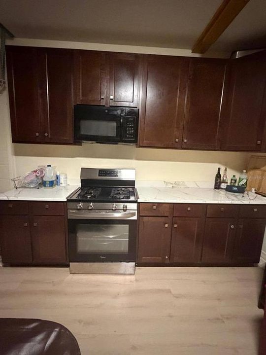На продажу: $490,000 (5 спален, 3 ванн, 2242 Квадратных фут)