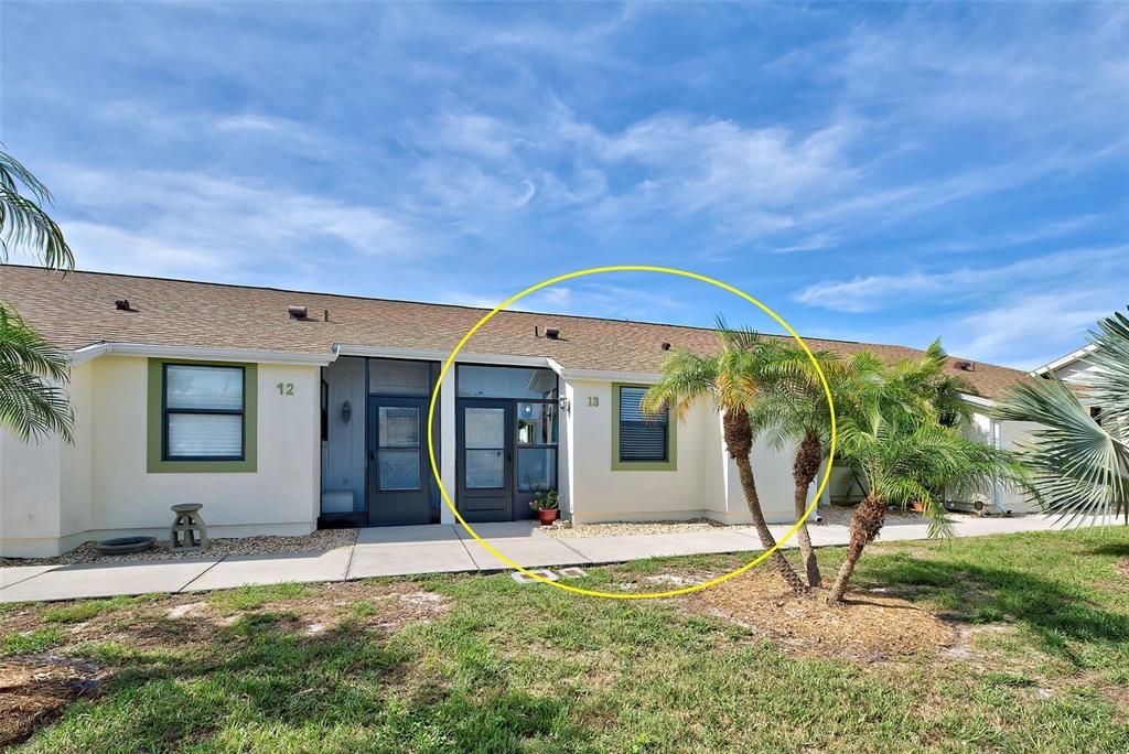 For Sale: $159,000 (2 beds, 2 baths, 1037 Square Feet)
