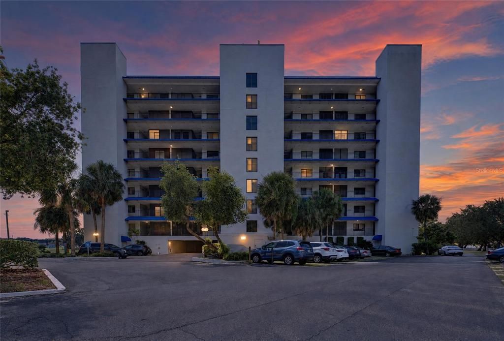 For Sale: $439,000 (3 beds, 2 baths, 1637 Square Feet)