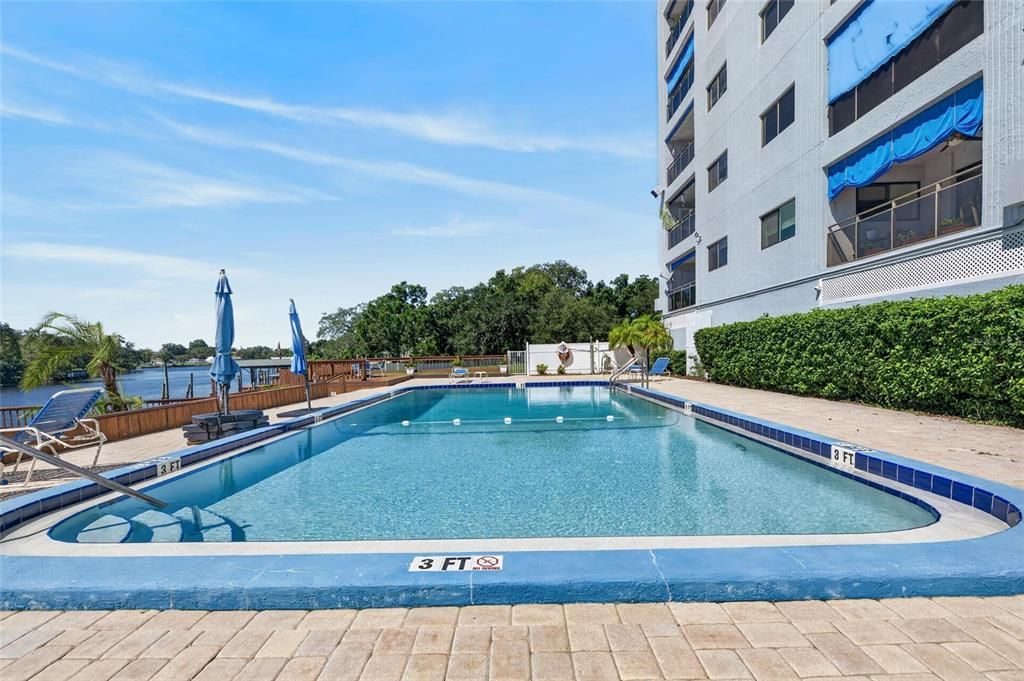 For Sale: $439,000 (3 beds, 2 baths, 1637 Square Feet)
