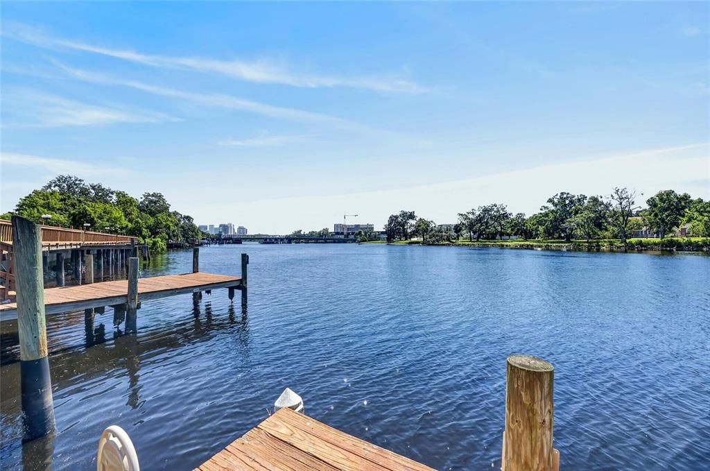 For Sale: $439,000 (3 beds, 2 baths, 1637 Square Feet)