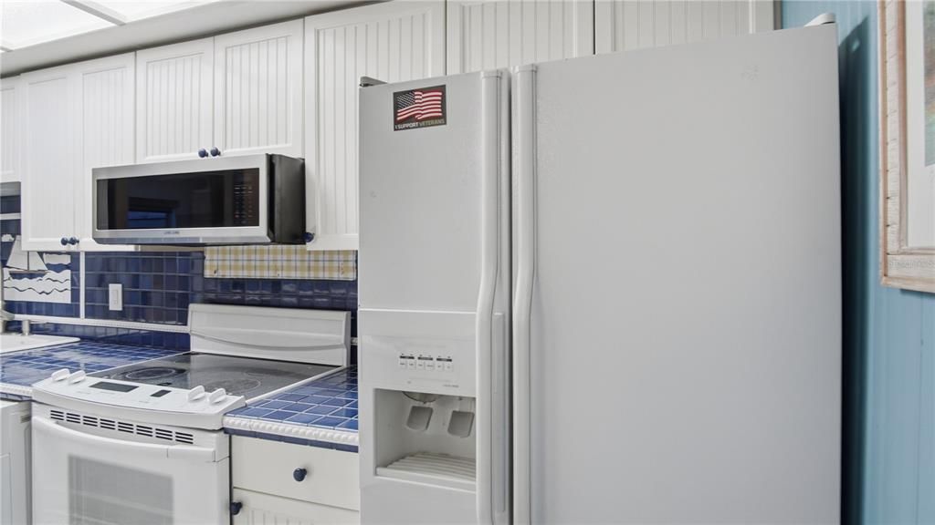 For Sale: $219,900 (1 beds, 1 baths, 480 Square Feet)