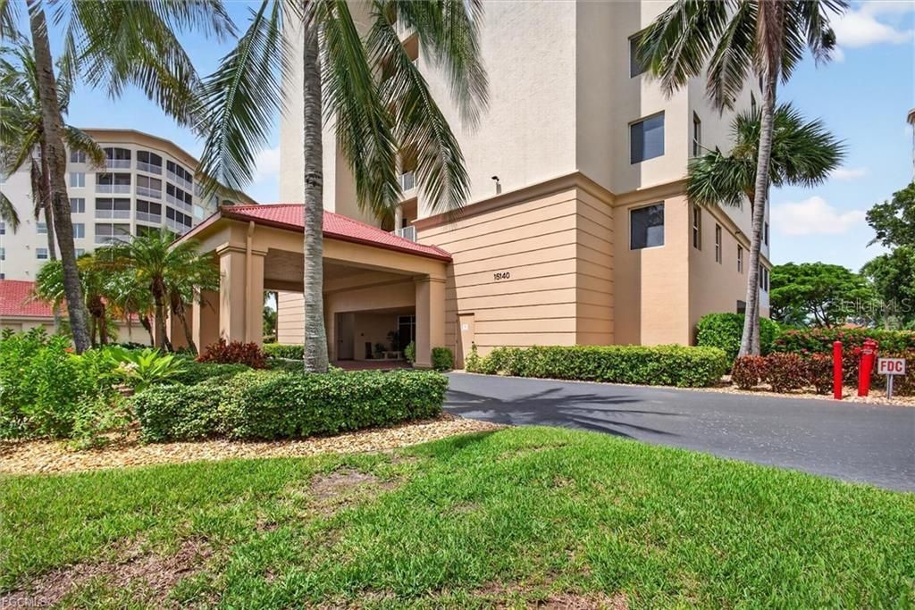 Recently Sold: $720,000 (3 beds, 3 baths, 2441 Square Feet)