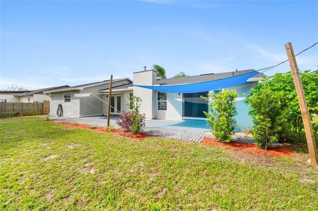En Venta: $376,000 (4 camas, 3 baños, 1763 Pies cuadrados)