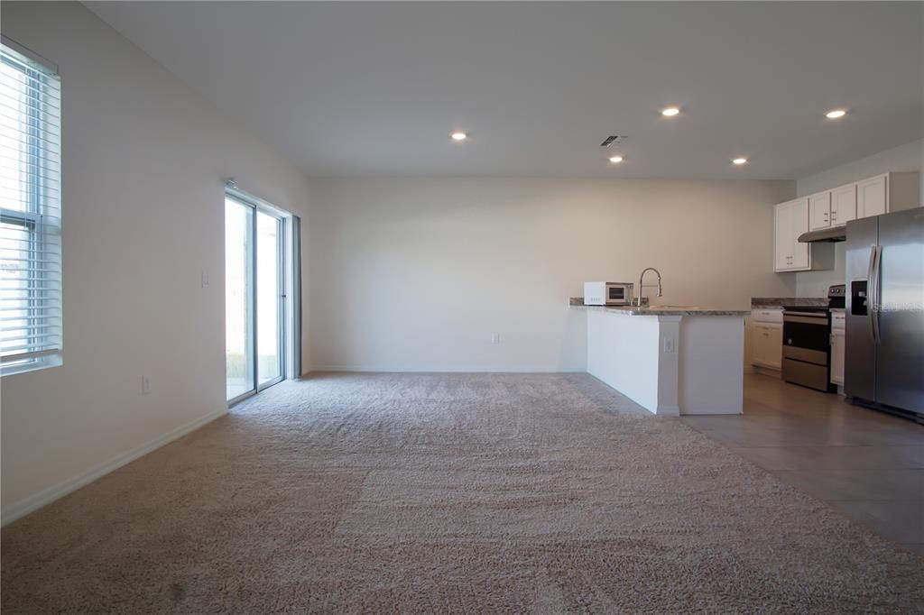 En Renta: $1,995 (4 camas, 2 baños, 1485 Pies cuadrados)