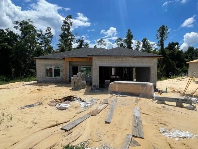 En Venta: $324,990 (4 camas, 2 baños, 1405 Pies cuadrados)