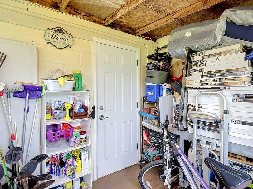 For Sale: $500,000 (2 beds, 2 baths, 1064 Square Feet)