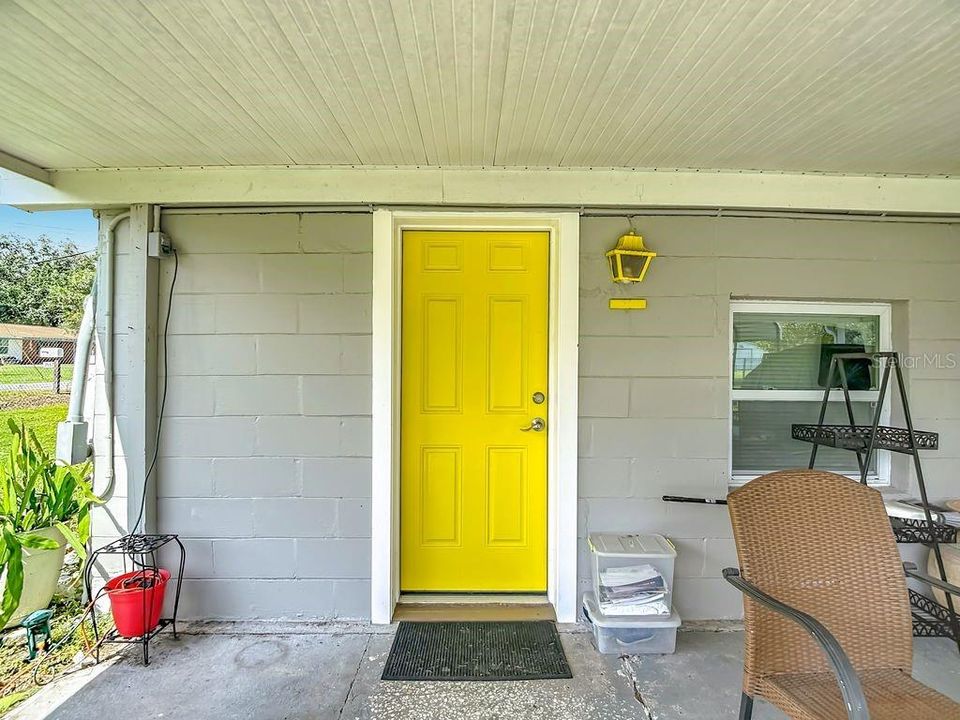 For Sale: $500,000 (2 beds, 2 baths, 1064 Square Feet)