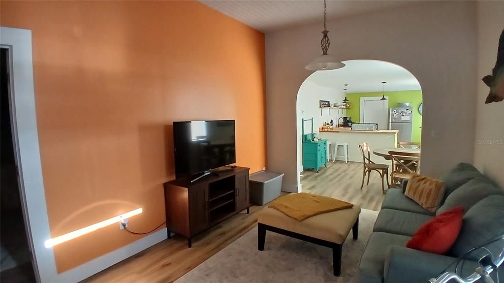 For Sale: $449,900 (4 beds, 0 baths, 1729 Square Feet)
