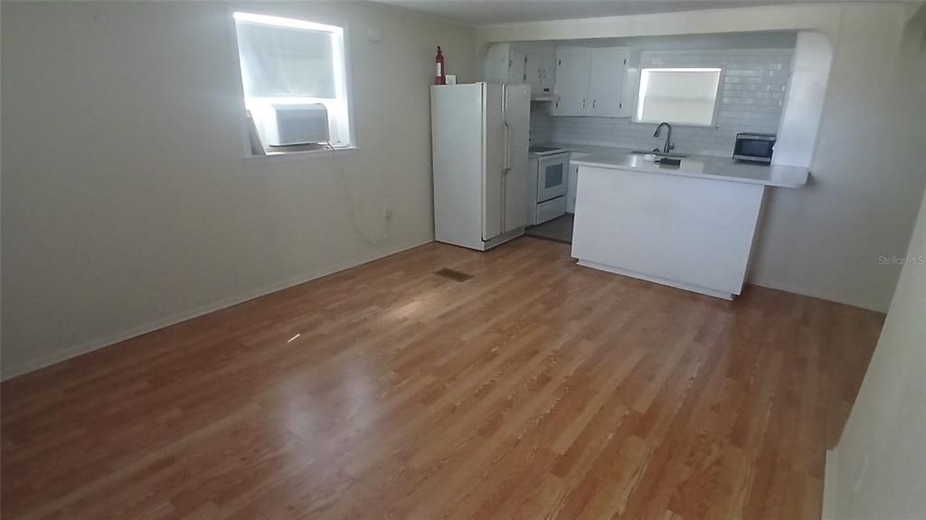 For Sale: $449,900 (4 beds, 0 baths, 1729 Square Feet)