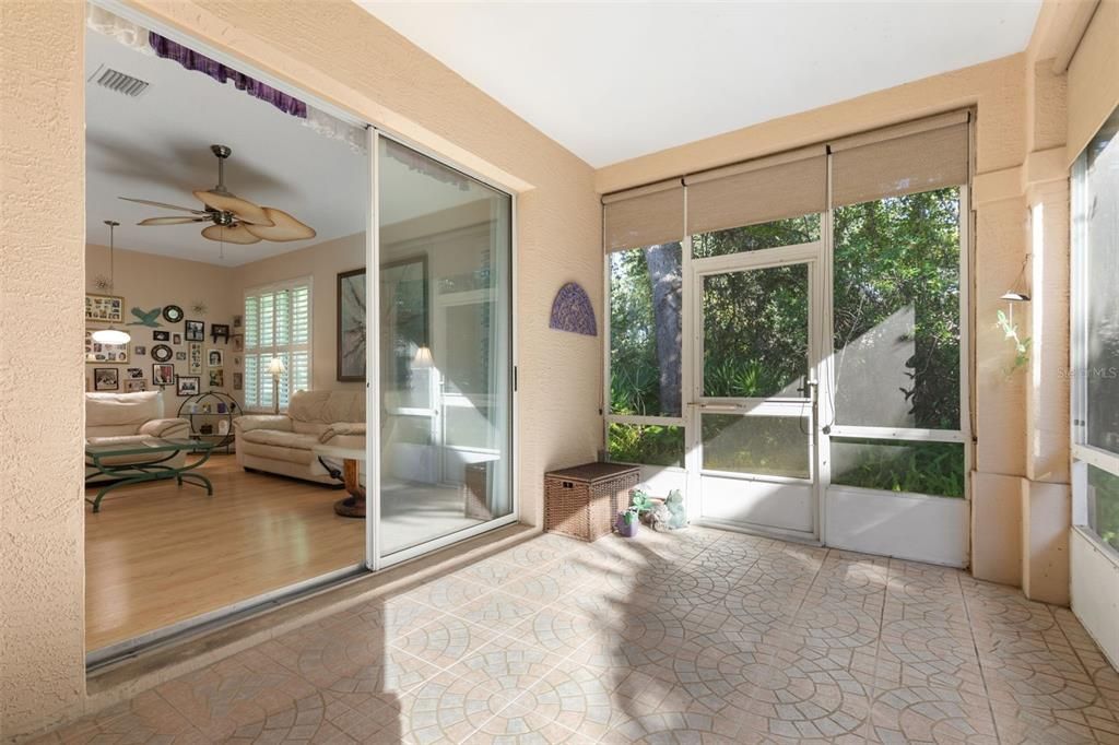 En Venta: $245,000 (2 camas, 2 baños, 1237 Pies cuadrados)