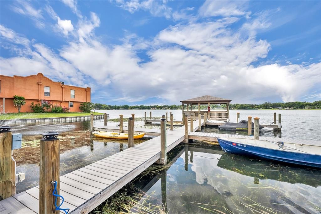 For Sale: $160,000 (2 beds, 1 baths, 1116 Square Feet)