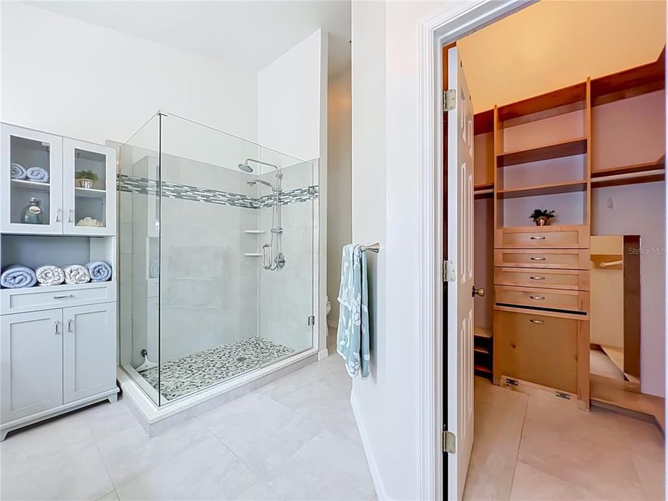 На продажу: $440,000 (3 спален, 2 ванн, 1701 Квадратных фут)