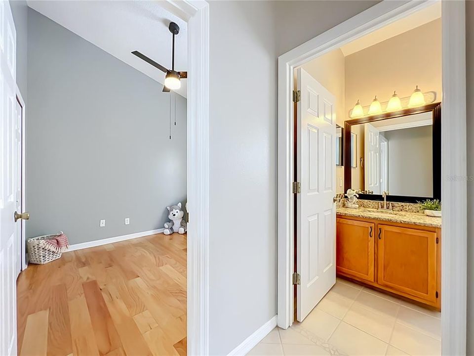 На продажу: $440,000 (3 спален, 2 ванн, 1701 Квадратных фут)