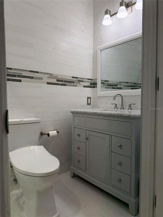En Venta: $599,999 (4 camas, 3 baños, 2136 Pies cuadrados)
