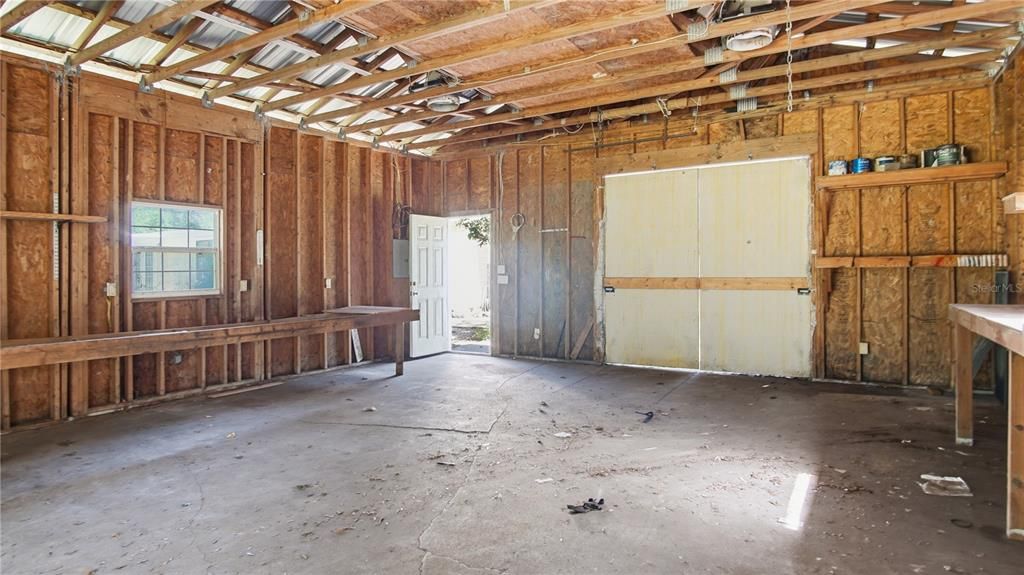 For Sale: $274,900 (4 beds, 2 baths, 2297 Square Feet)