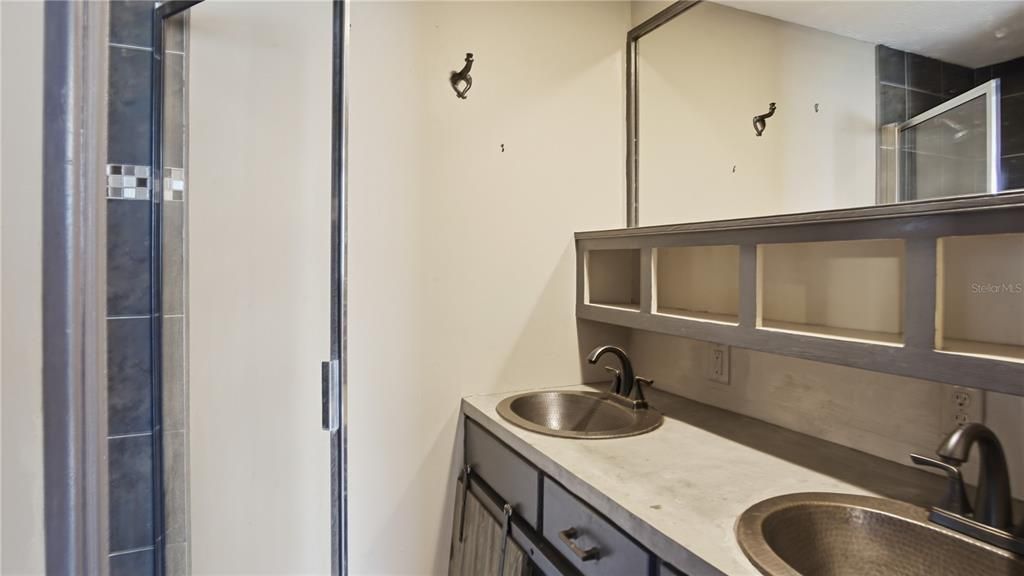 For Sale: $274,900 (4 beds, 2 baths, 2297 Square Feet)