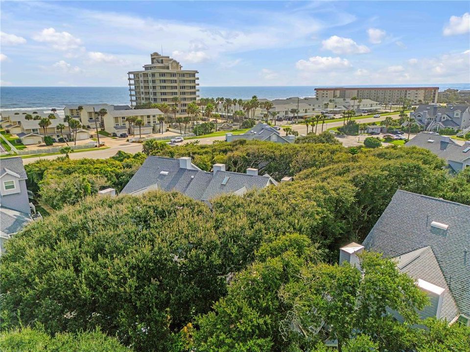 На продажу: $399,000 (2 спален, 2 ванн, 1167 Квадратных фут)