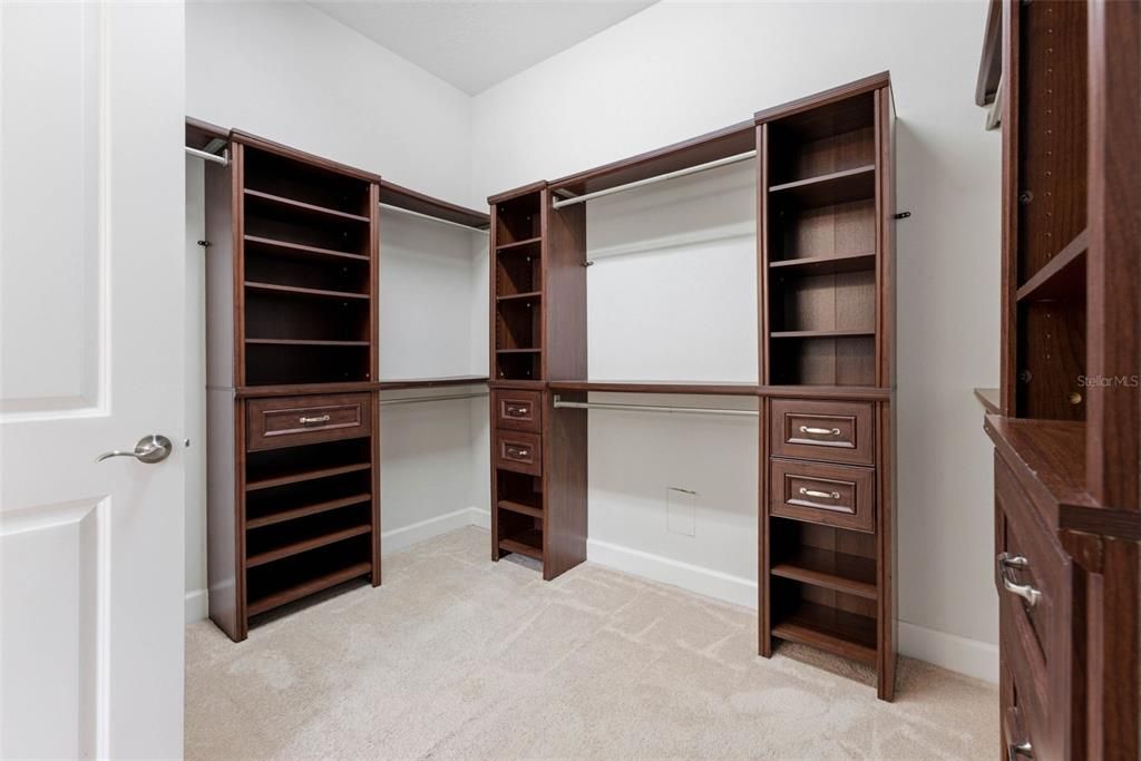 For Sale: $412,000 (2 beds, 2 baths, 1644 Square Feet)