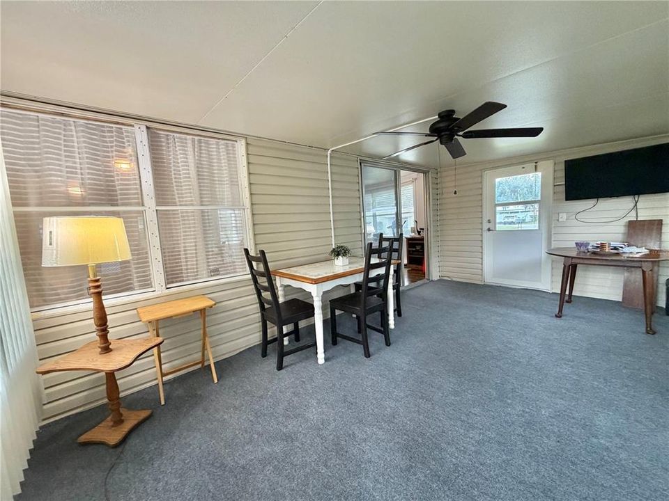 For Sale: $134,900 (2 beds, 2 baths, 1332 Square Feet)
