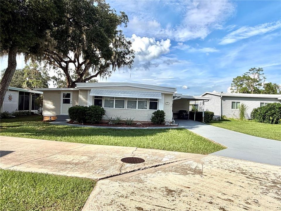 For Sale: $134,900 (2 beds, 2 baths, 1332 Square Feet)