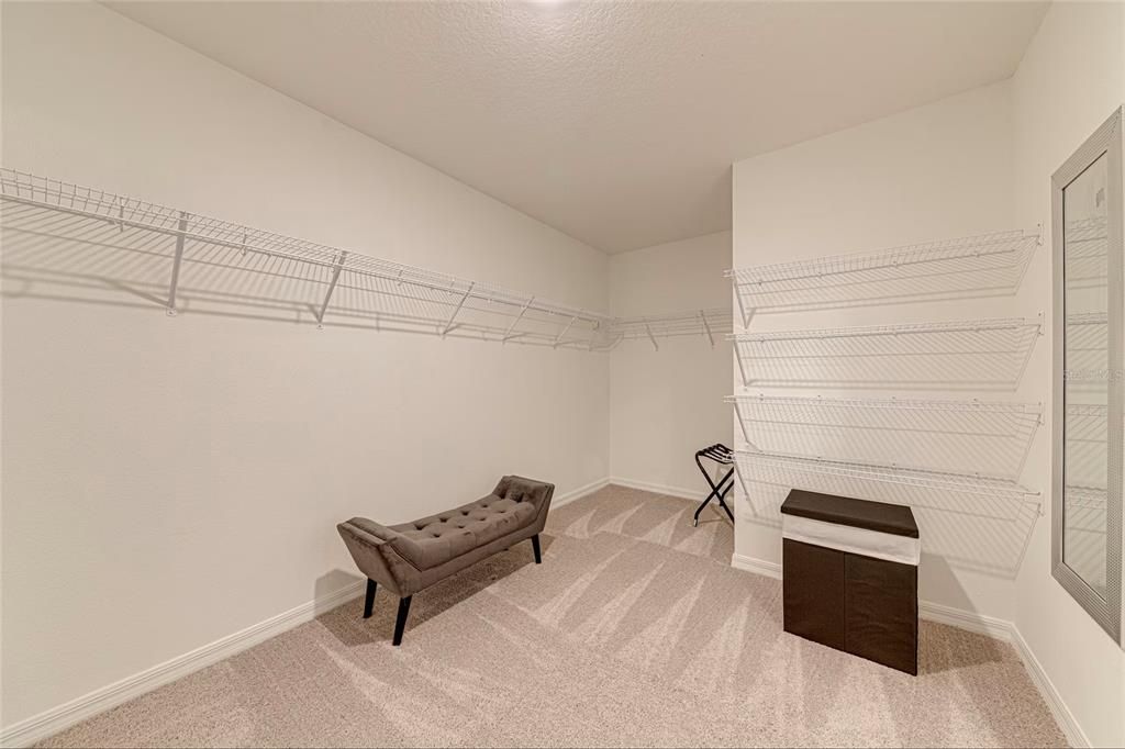 En Renta: $4,700 (6 camas, 4 baños, 2804 Pies cuadrados)