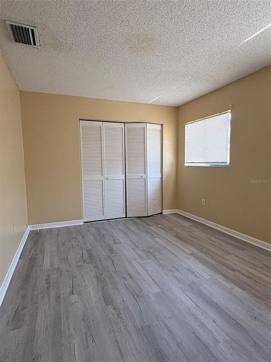 En Venta: $162,000 (3 camas, 2 baños, 1302 Pies cuadrados)