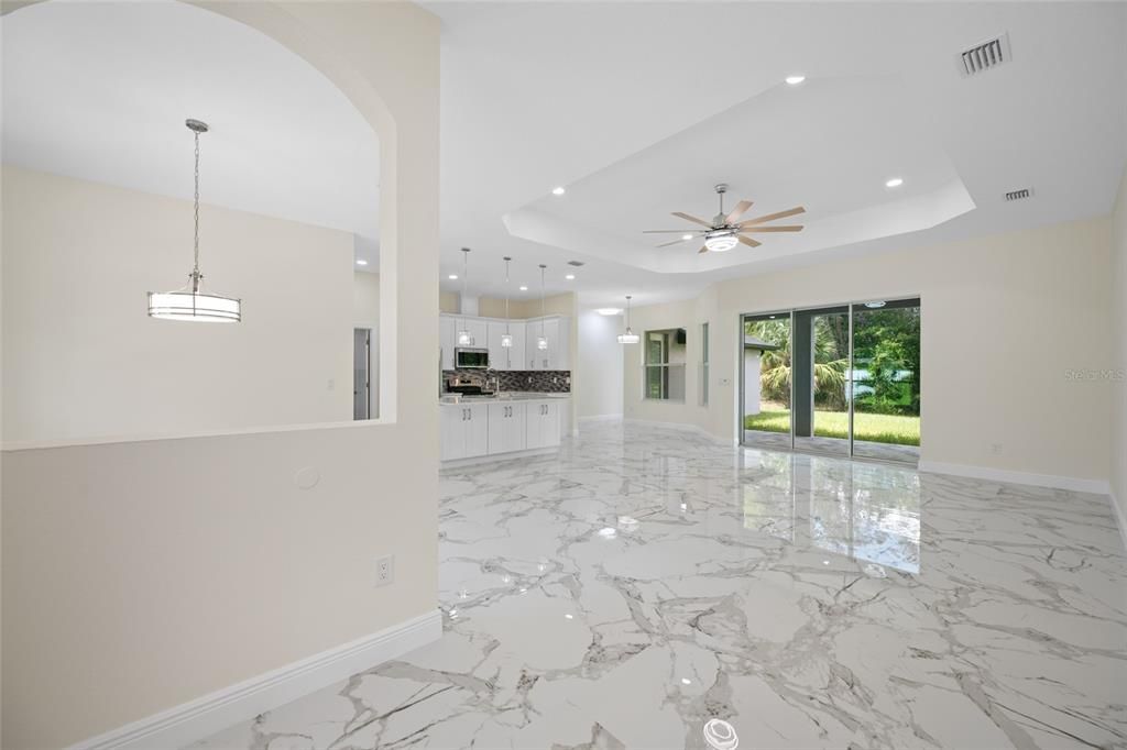 For Sale: $475,000 (4 beds, 2 baths, 2061 Square Feet)