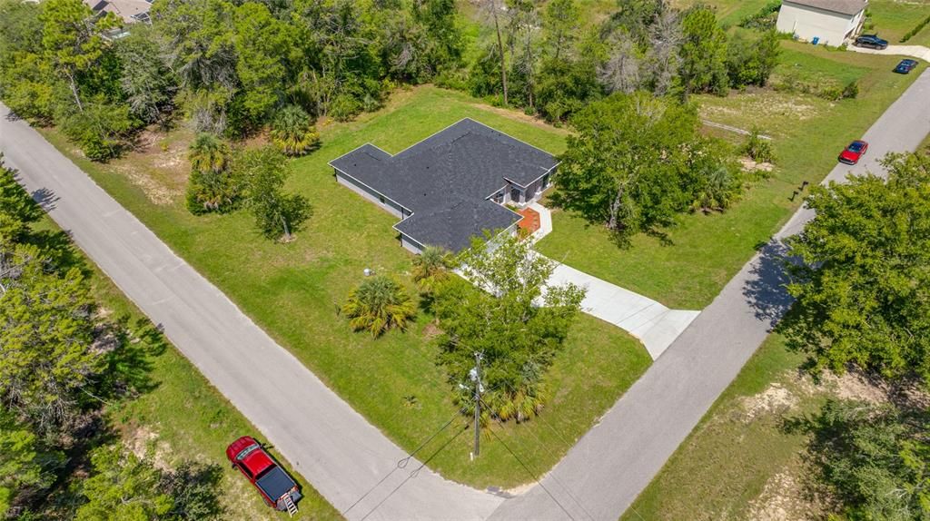 For Sale: $475,000 (4 beds, 2 baths, 2061 Square Feet)