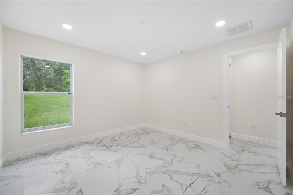 For Sale: $475,000 (4 beds, 2 baths, 2061 Square Feet)