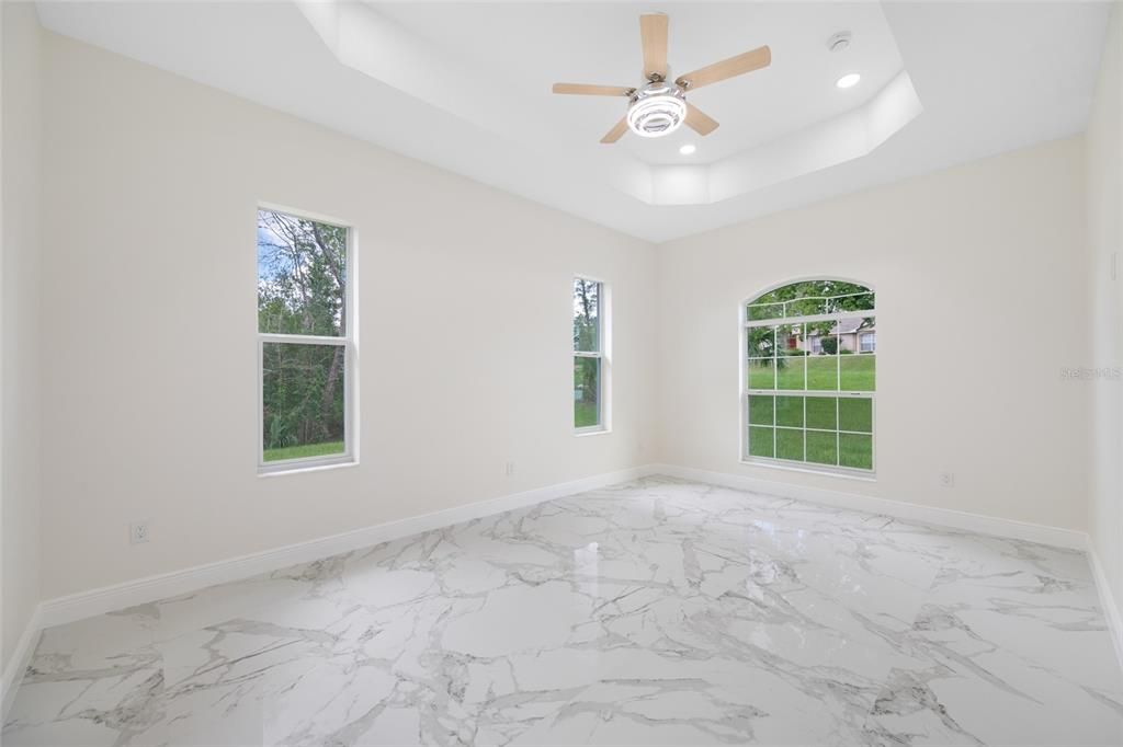 For Sale: $475,000 (4 beds, 2 baths, 2061 Square Feet)