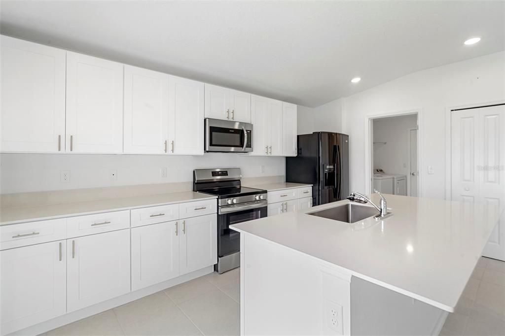 En Venta: $325,000 (3 camas, 2 baños, 1486 Pies cuadrados)
