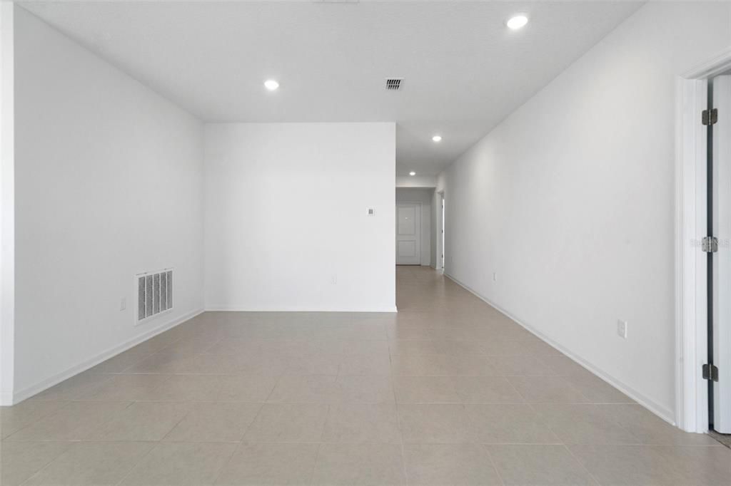En Venta: $325,000 (3 camas, 2 baños, 1486 Pies cuadrados)