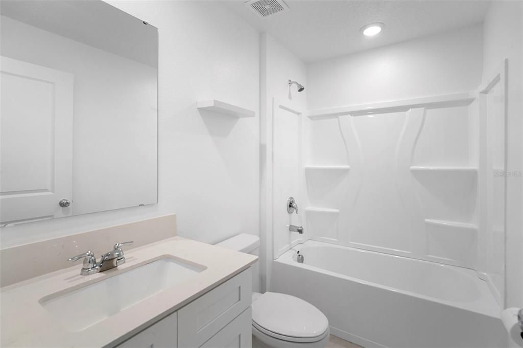 En Venta: $325,000 (3 camas, 2 baños, 1486 Pies cuadrados)