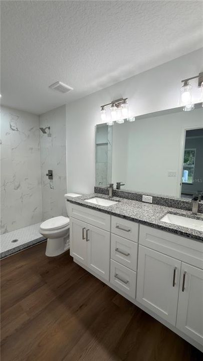 For Rent: $2,300 (3 beds, 2 baths, 1559 Square Feet)