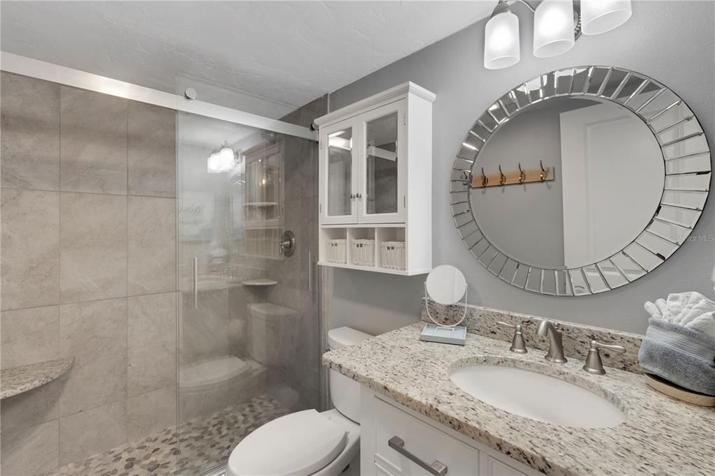 For Sale: $1,695,000 (2 beds, 2 baths, 1316 Square Feet)
