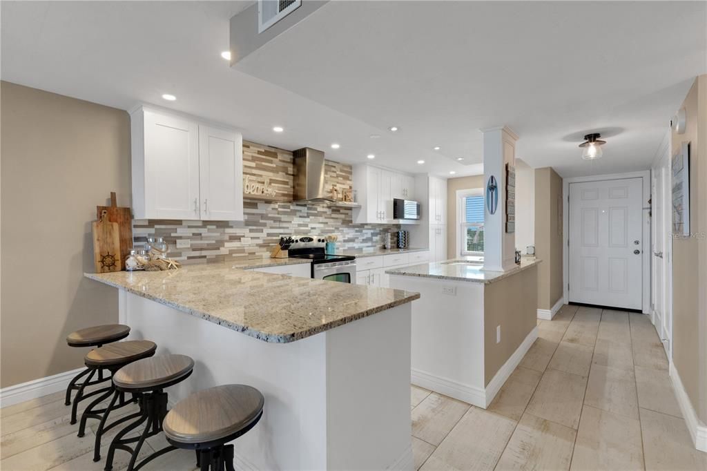 For Sale: $1,695,000 (2 beds, 2 baths, 1316 Square Feet)